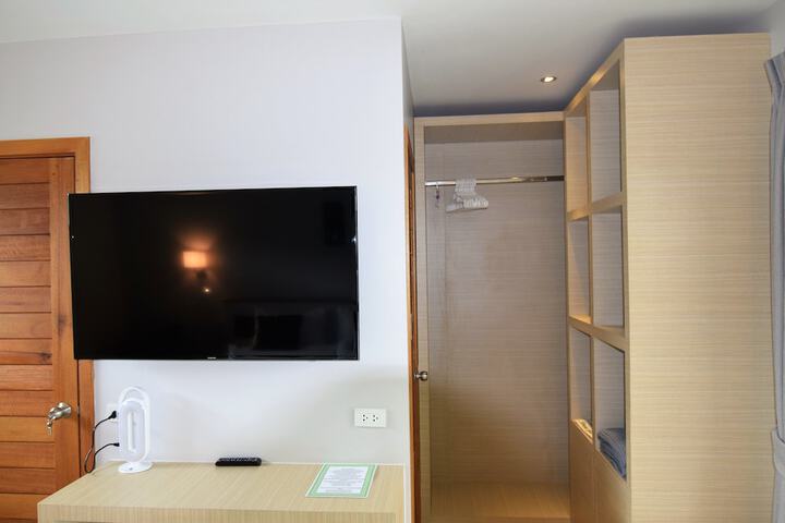 Room 41 of 112