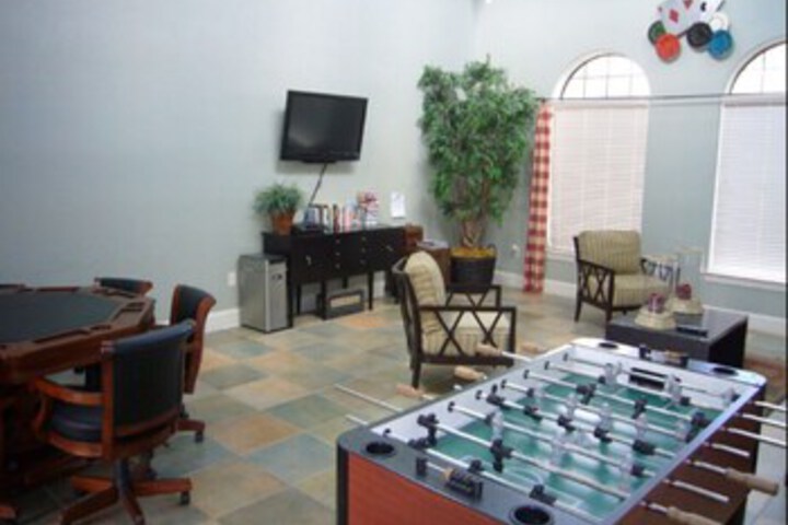 Room 6 of 19