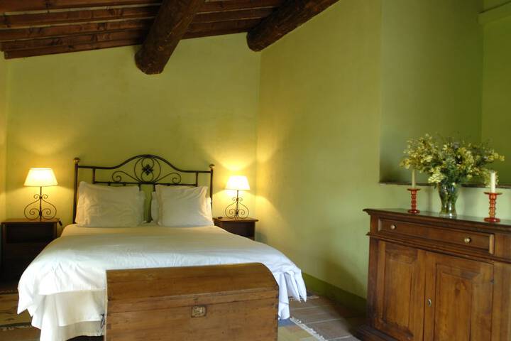 Room 17 of 225