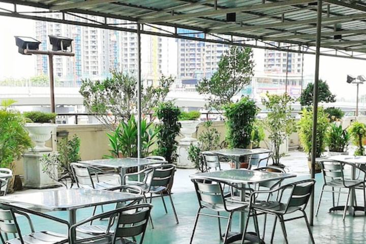 Terrace/Patio 56 of 57
