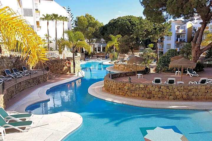 Ona - Marbella - Elviria Playa - Suite Apartamento para 6 en jardines del Hotel Don Carlos 5GL