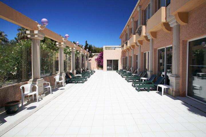 Photo 11
