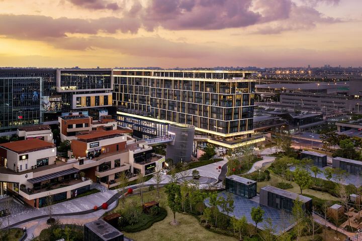 Exterior of Cordis Shanghai Hongqiao