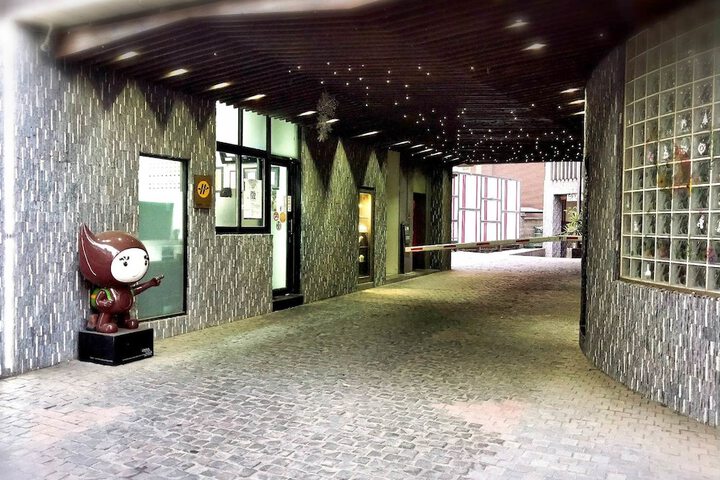 Hotel 2 of 78
