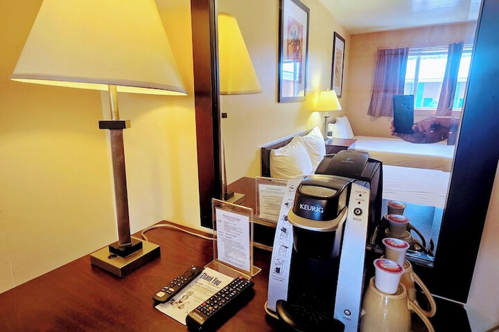 Room 22 of 50