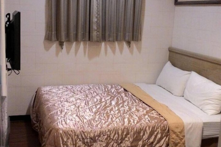 Room 13 of 41