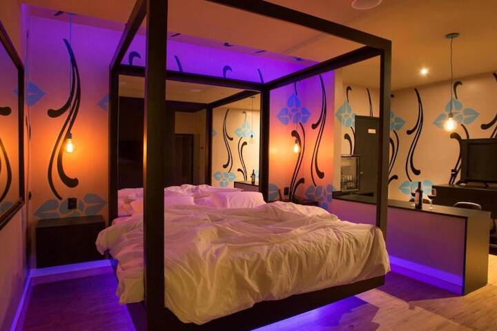Room 19 of 57