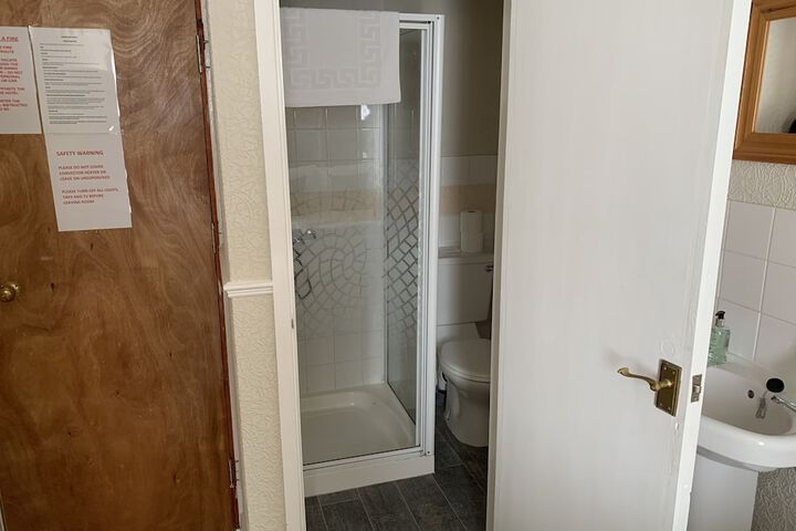 Room 48 of 51