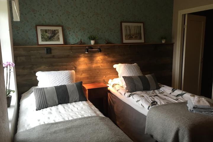 Room 13 of 46