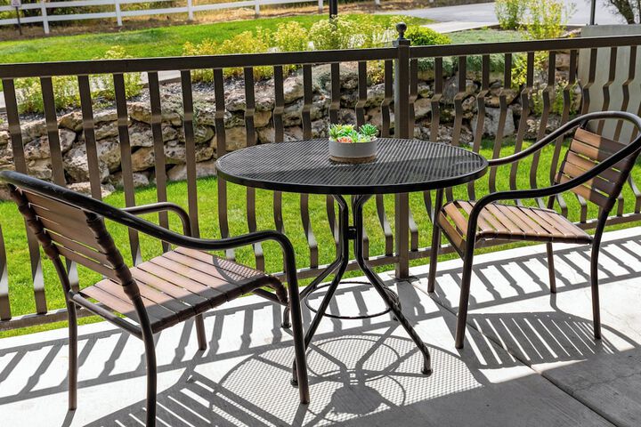 Terrace/Patio 35 of 36