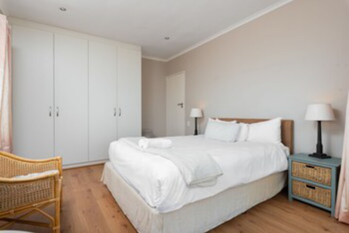 Room 14 of 21