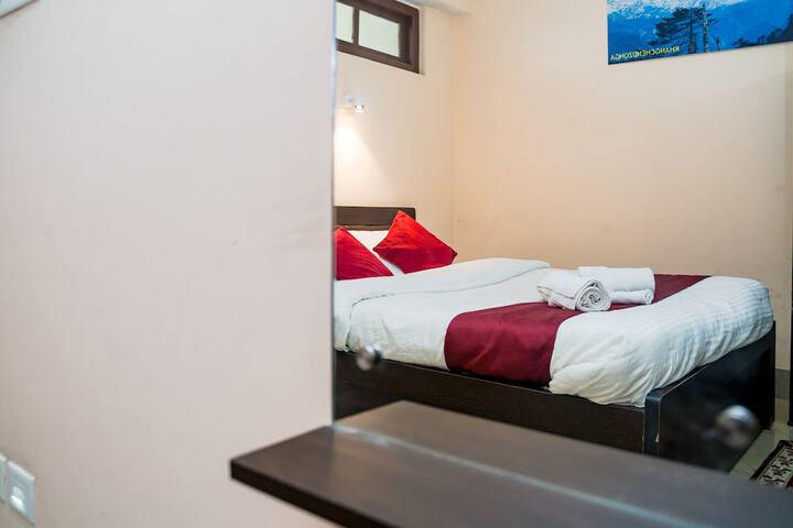 Room 32 of 78