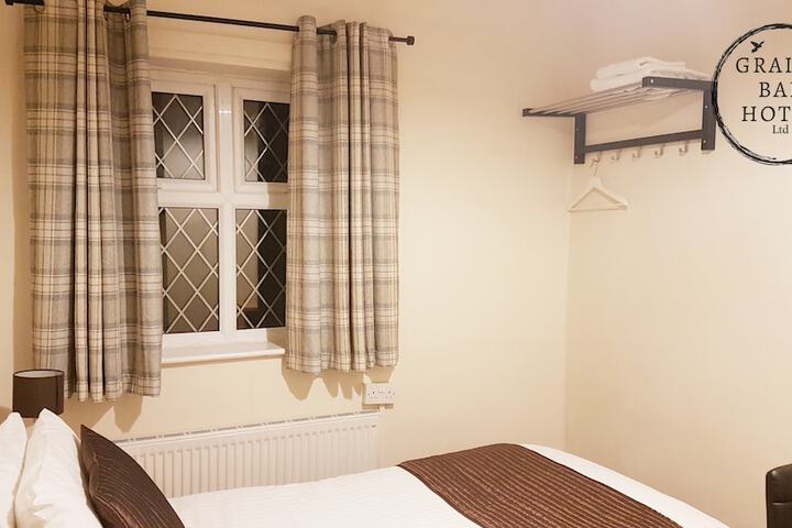 Room 7 of 147