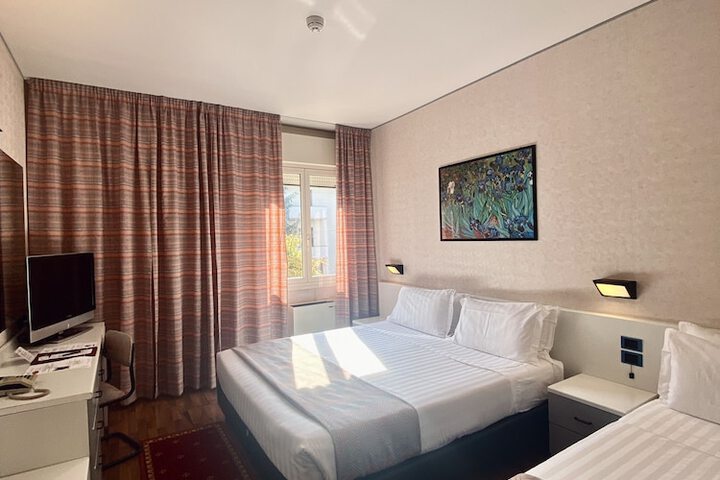 Room 18 of 45