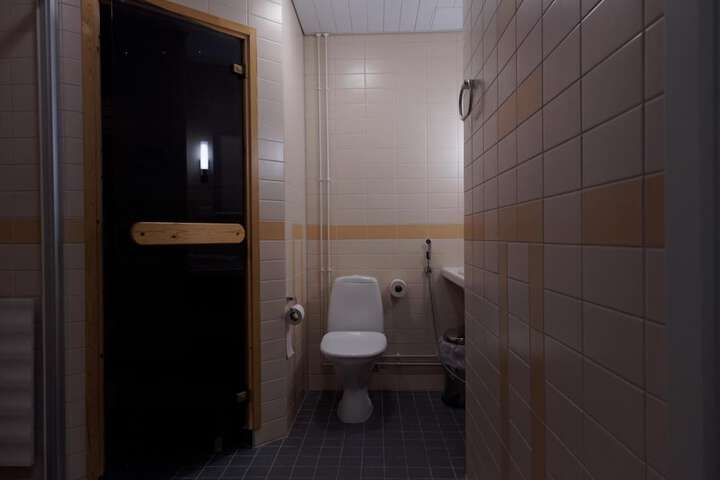 Room 18 of 29