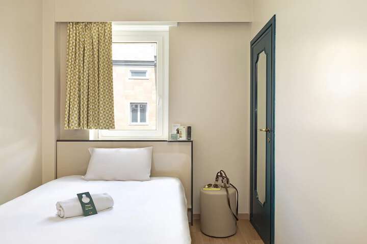 Room 21 of 55