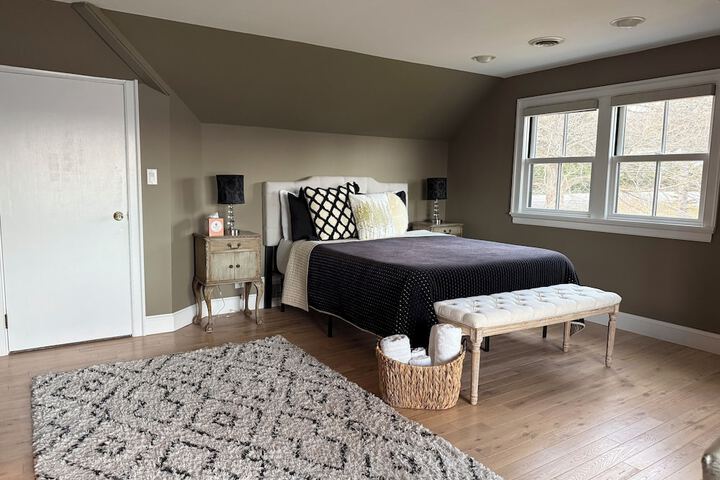 Room 8 of 54