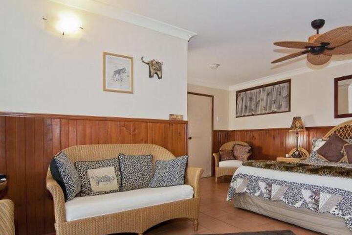 Room 3 of 7