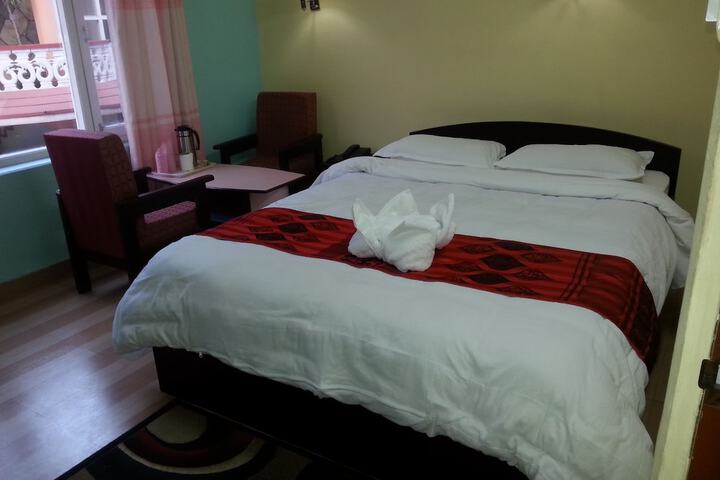 Room 8 of 65