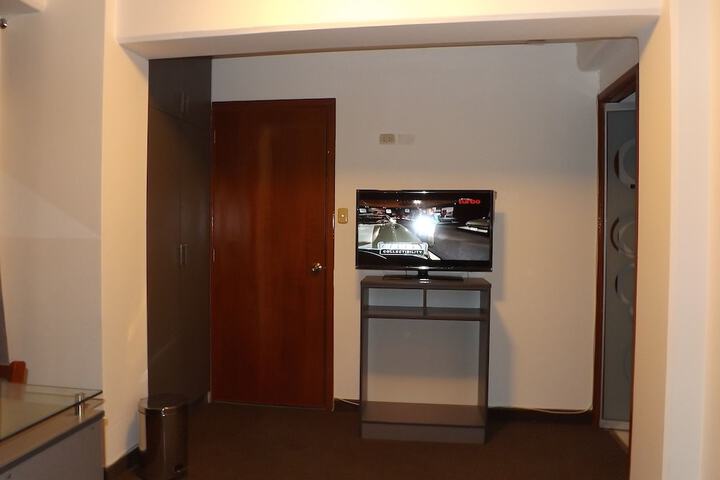 Room 6 of 47