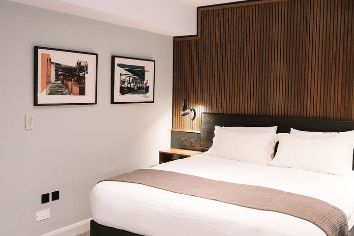 Room 21 of 93
