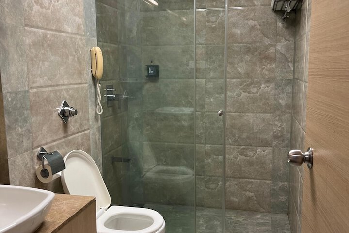 Room 40 of 52