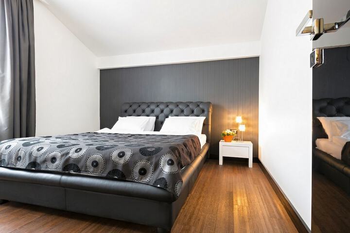 Room 46 of 267
