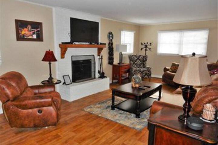 Image of Chalet Away