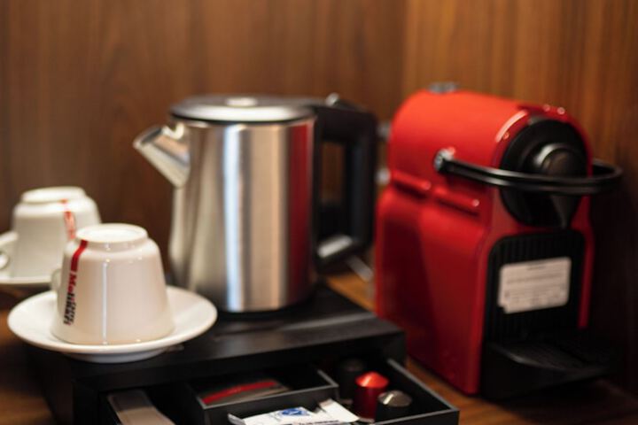 Breakfast/Coffee Service 33 of 113