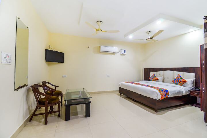 Room 10 of 23