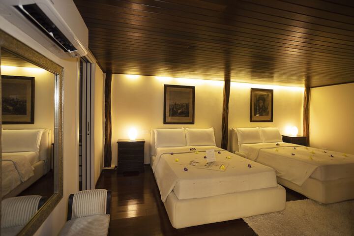 Room 15 of 76