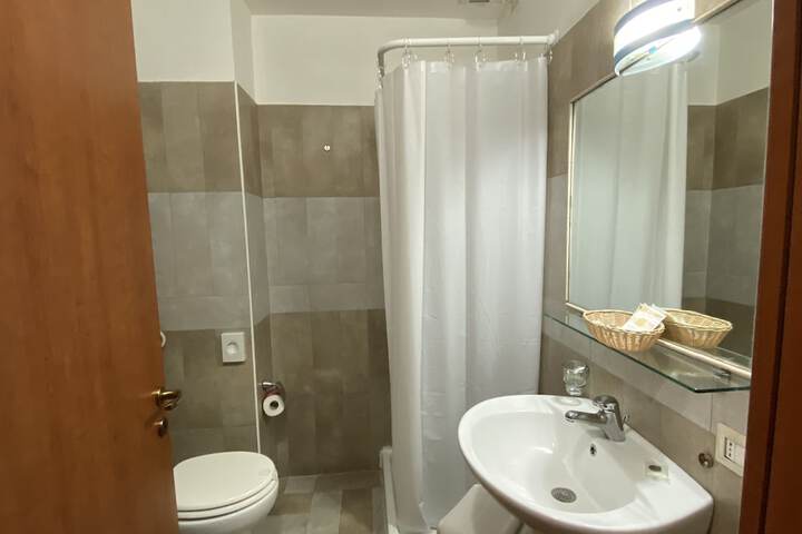 Room 20 of 24