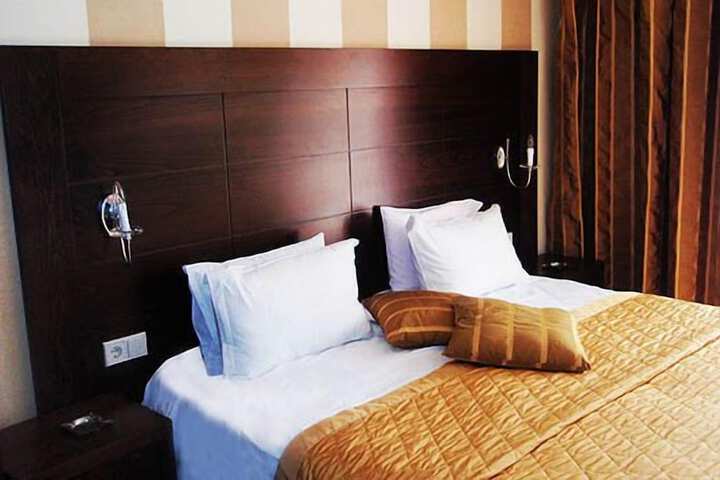 Room 18 of 46