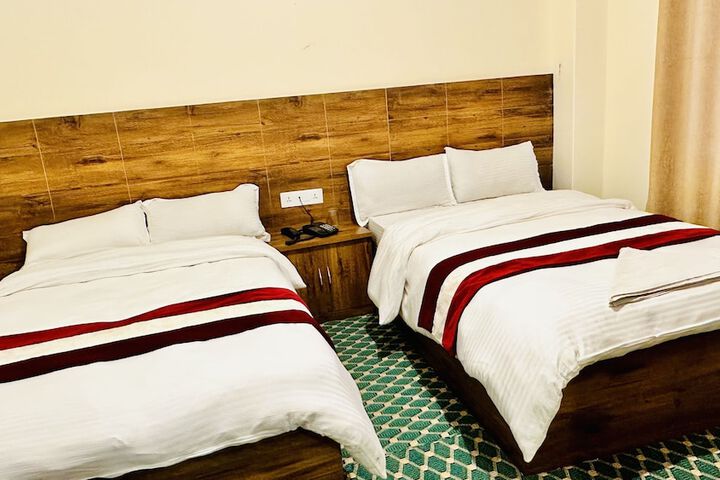 Room 3 of 11