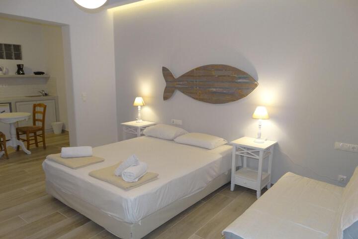Room 7 of 43