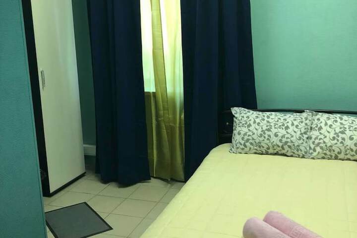 Room 22 of 38