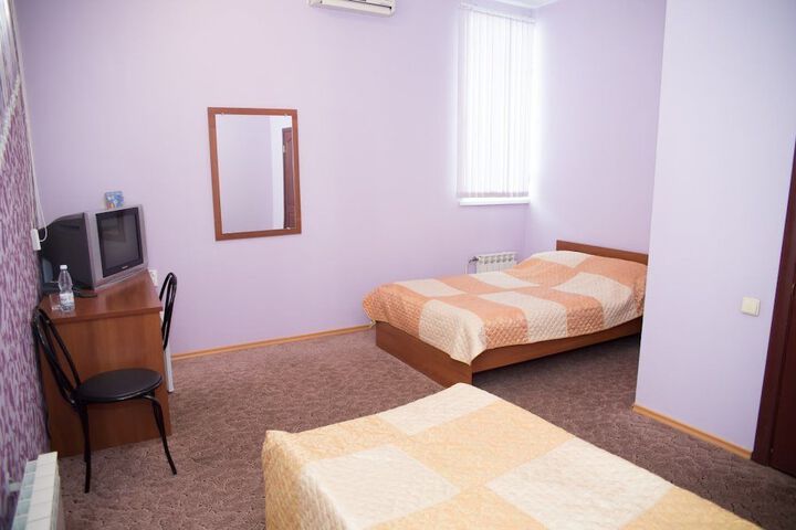 Room 18 of 40