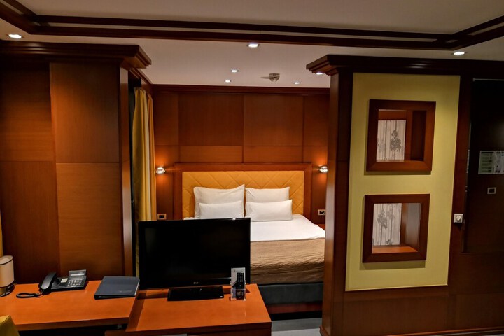 Hotel Interior 6 of 62