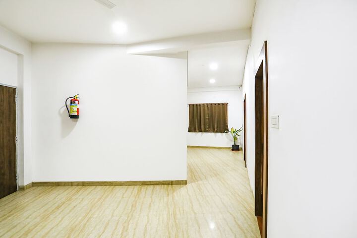 Hotel Interior 5 of 29