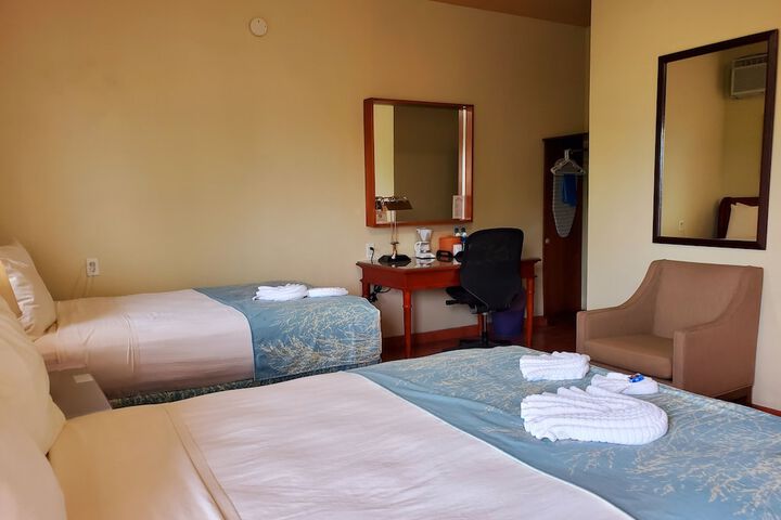 Room 25 of 139