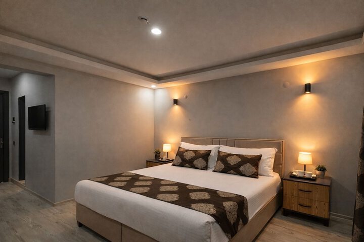 Room 6 of 25