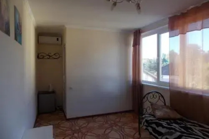 Izumrud Hotel