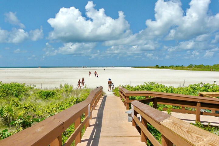 Beach 35 of 52