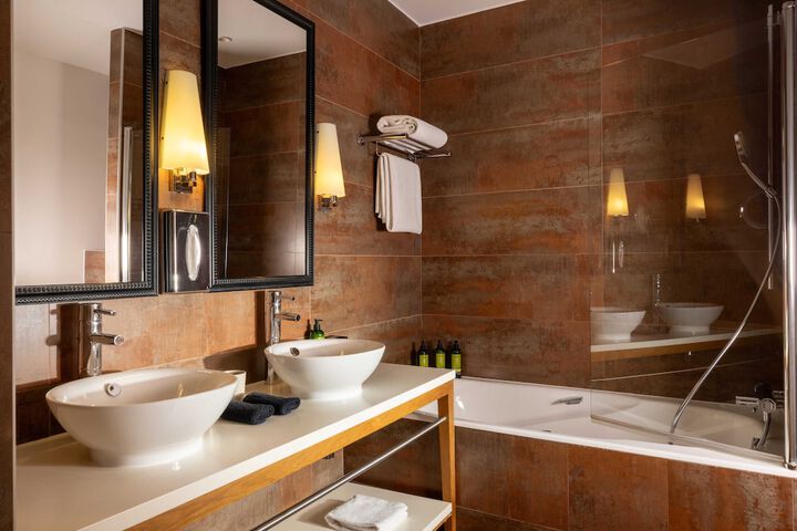Bathroom Interior Photo