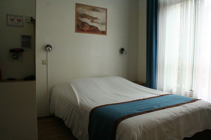 Room 10 of 58