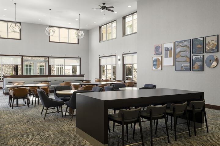 Breakfast area