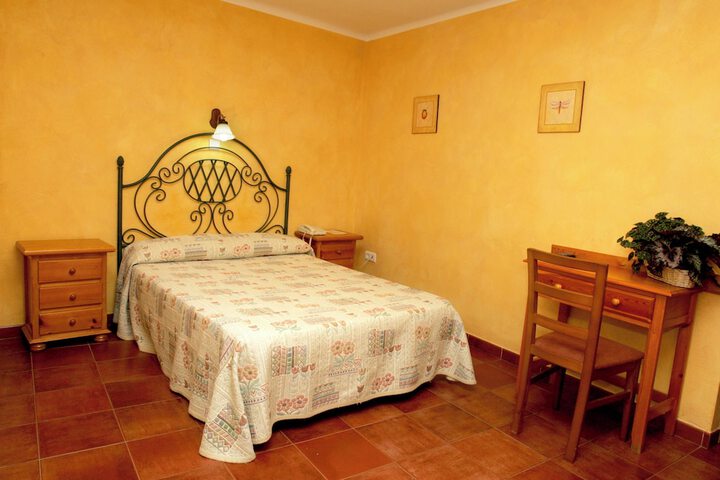 Room 3 of 15