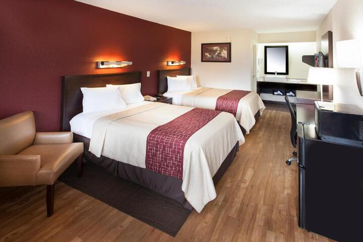 2 Double Beds (1 of 12)
