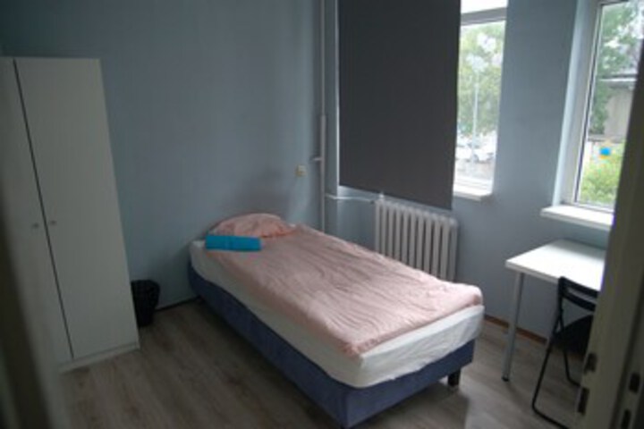 Room 12 of 14