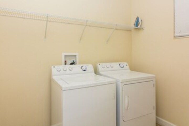 Laundry 22 of 61